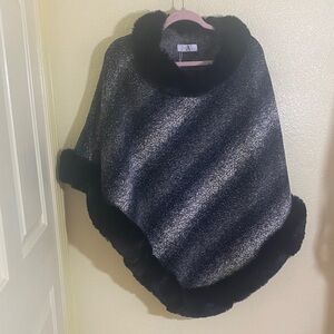 NWOT AZ Chic Black & Gray Women's Poncho, Size OS